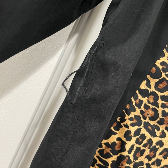 Animal Print Blazer Jacket with Black Paneling | Tailored Fit - NWT - Picture 6 of 6